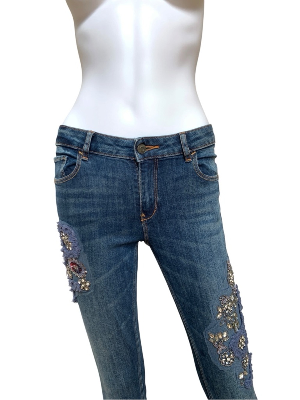 Zara jewel and lace embroidered skinny jeans NWOT, 4